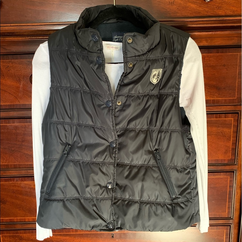 American Eagle Puffy Vest